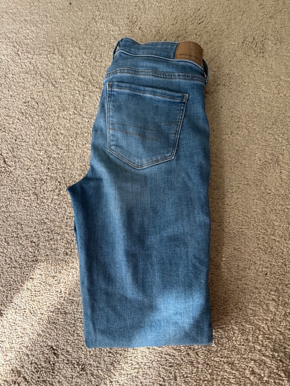American Eagle Outfitters Women’s Medium Blue Slim Straight Jeans